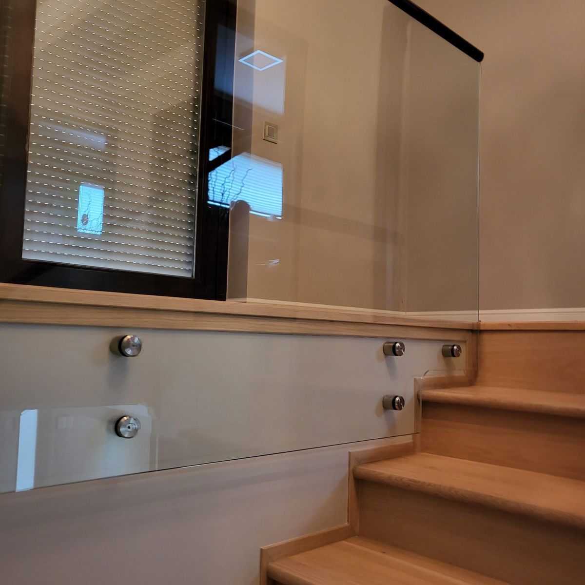 Üvegkorlát készítése