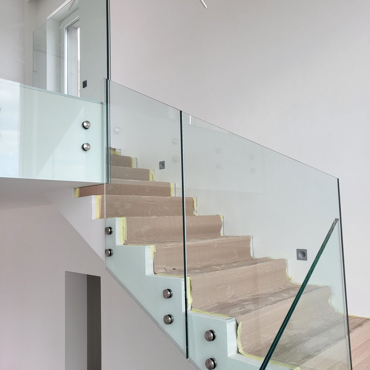 Üvegkorlát készítése