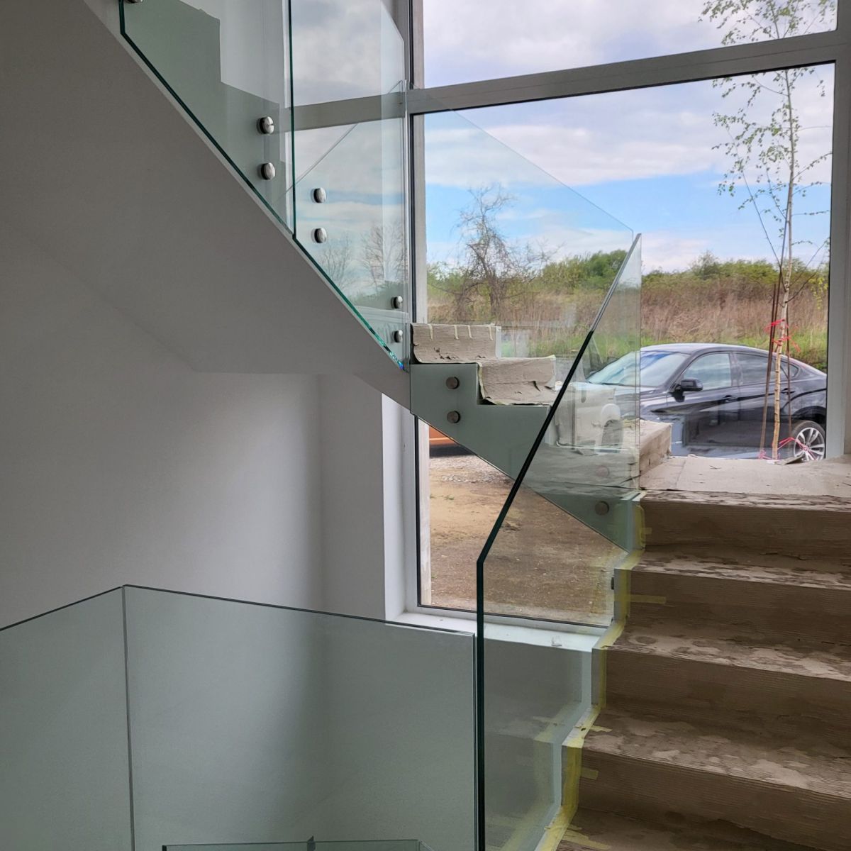 Üvegkorlát készítése