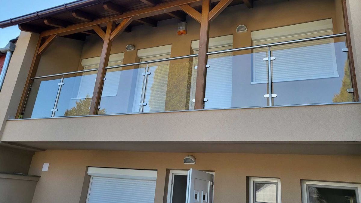 Üvegkorlát készítése