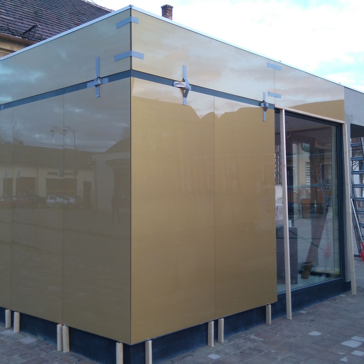 Üvegfalak készítése