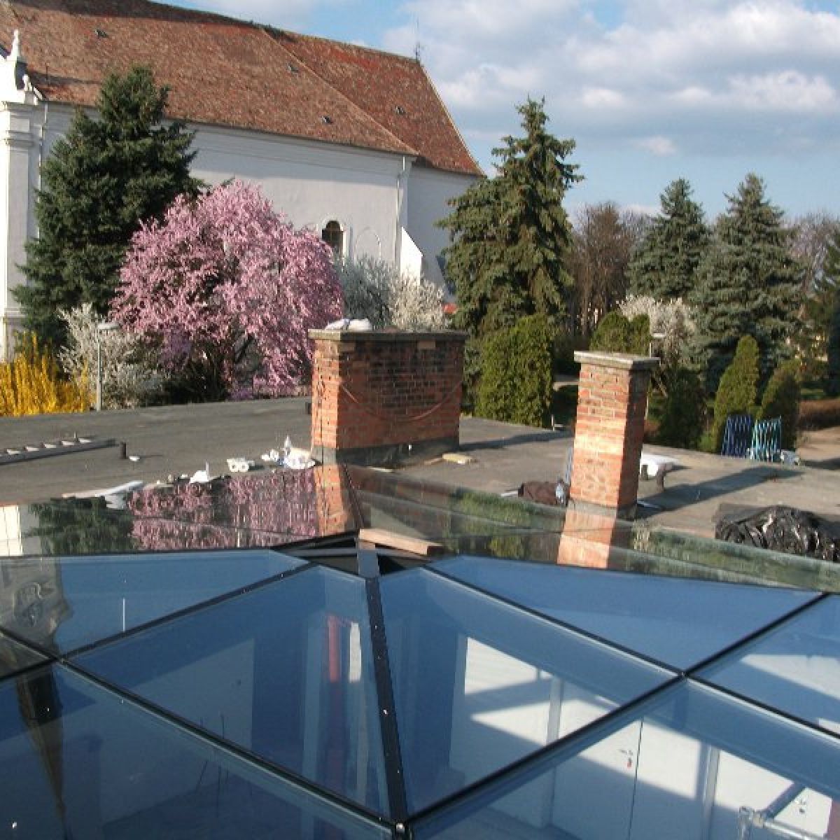 Üveg előtetők ESG edzett üvegből