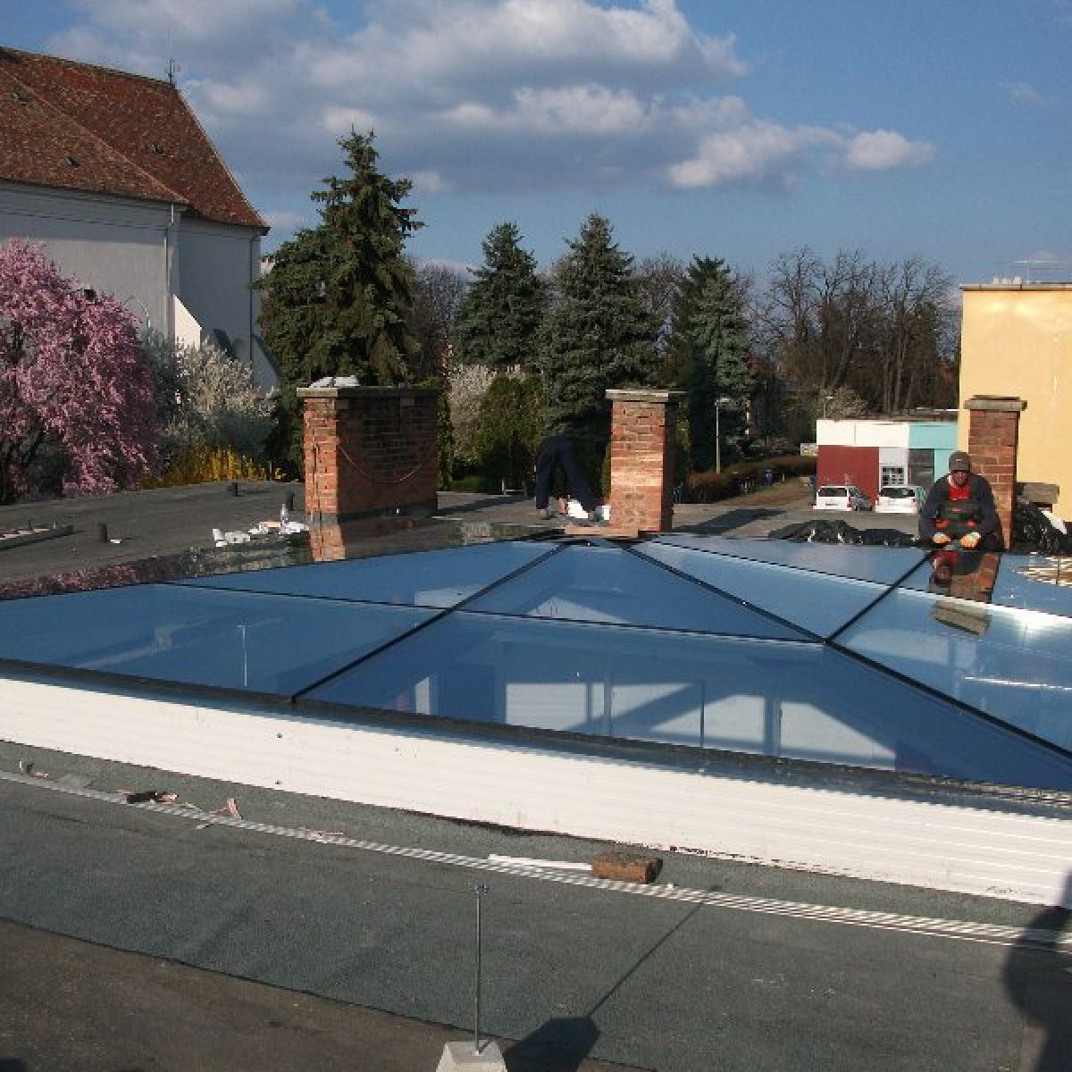 Üveg előtetők ESG edzett üvegből