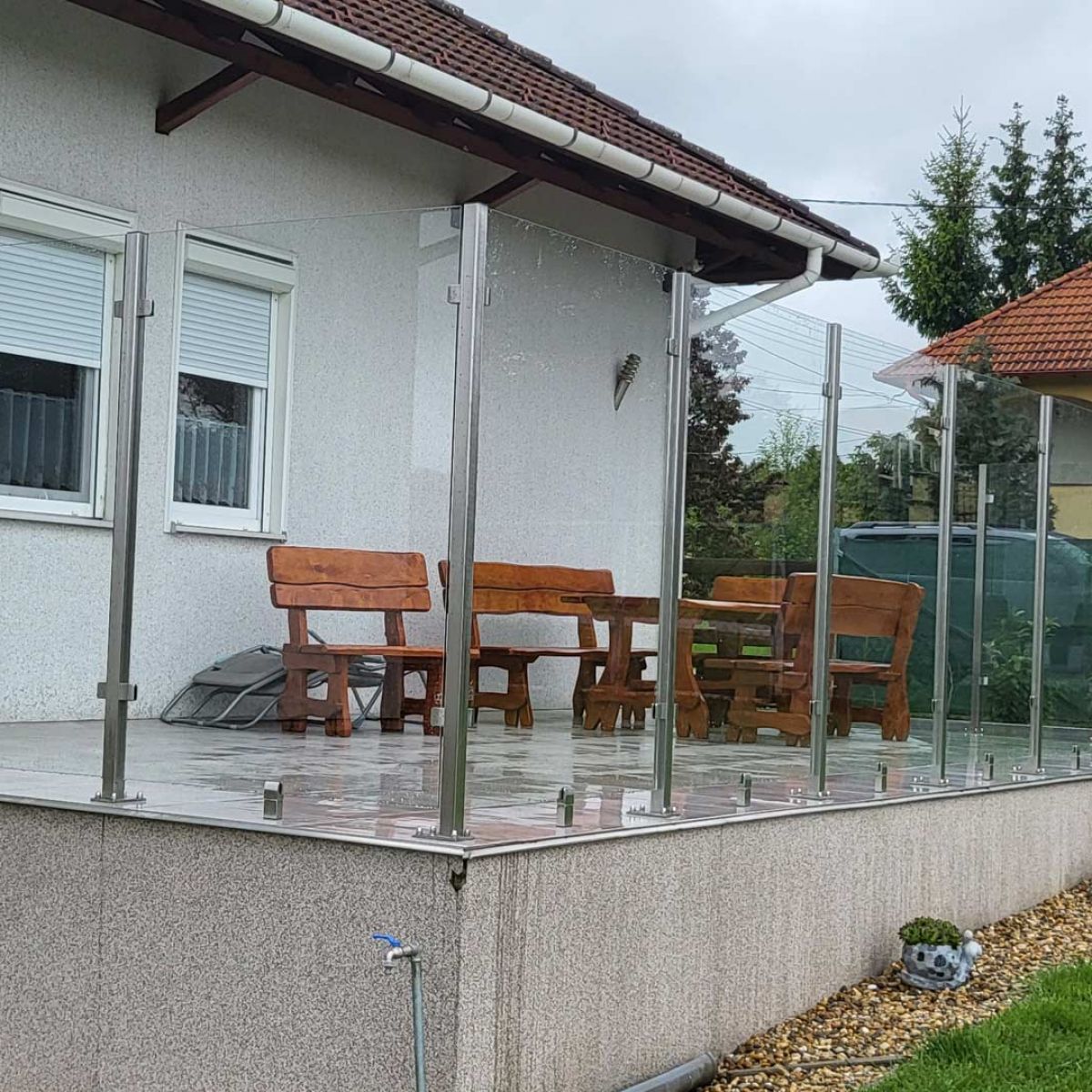 Üvegkorlát készítése