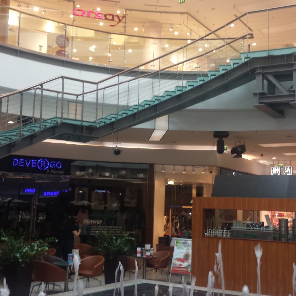 Üveglépcsők készítése